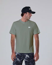 Distortion Hybrid Tee-Aged Sage-S-Stack Athletics
