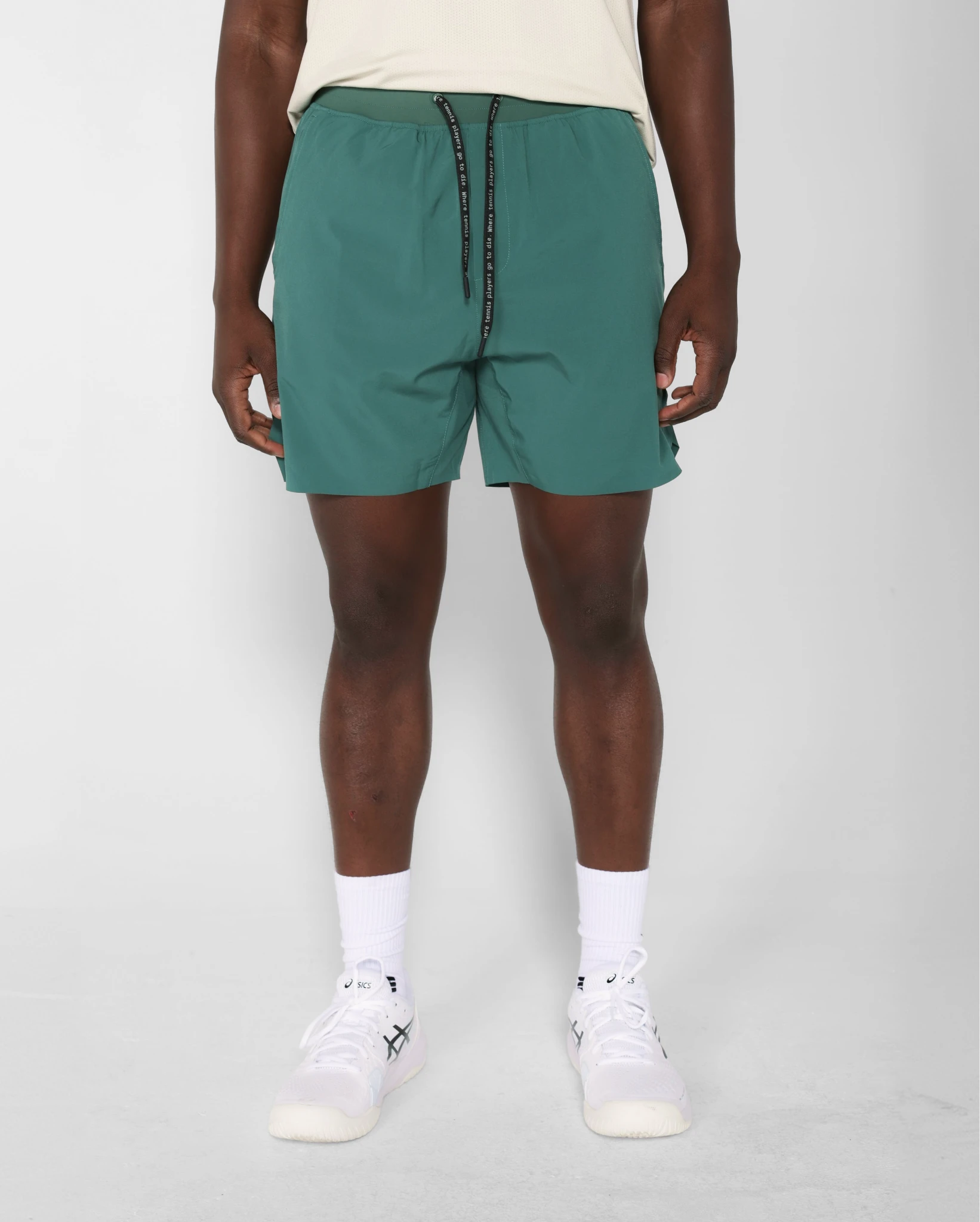 Tourney Short 6" Linerless